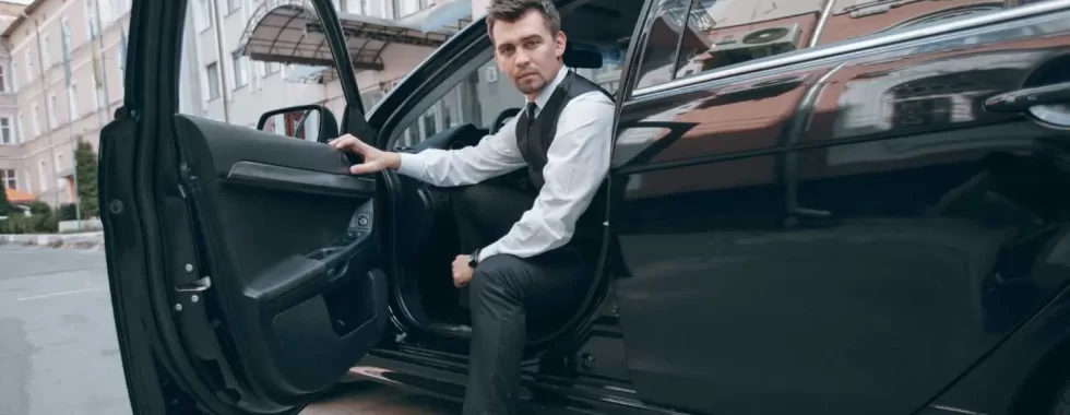 limo service Redmond with luxury sedan